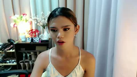 Snapshot of sweetytrannygirlxx chatting on February 8, 4:49 am Megan online show from February 8, 4:49 am
