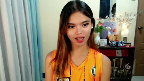 Snapshot of sweetytrannygirlxx chatting on May 15, 1:51 pm Megan online show from May 15, 1:51 pm