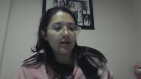 Snapshot of sweetyypeach chatting on December 26, 3:59 am sweetyypeach online show from December 26, 3:59 am