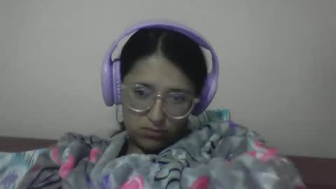 Snapshot of sweetyypeach chatting on February 2, 5:21 am sweetyypeach online show from February 2, 5:21 am
