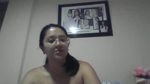 Snapshot of sweetyypeach chatting on February 11, 6:30 am sweetyypeach online show from February 11, 6:30 am