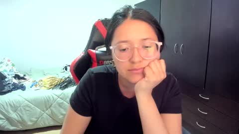 Snapshot of sweetyypeach chatting on February 21, 9:22 pm sweetyypeach online show from February 21, 9:22 pm