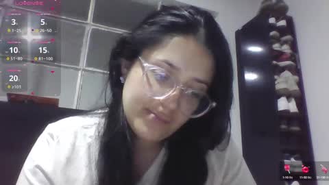 Snapshot of sweetyypeach chatting on September 18, 3:52 am sweetyypeach online show from September 18, 3:52 am