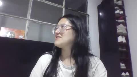 Snapshot of sweetyypeach chatting on October 13, 11:38 pm sweetyypeach online show from October 13, 11:38 pm