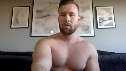 Snapshot of swekingxx chatting on January 20, 8:30 am swekingxx online show from January 20, 8:30 am