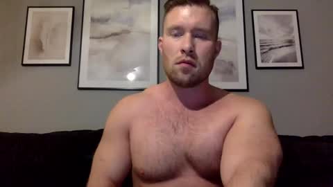 Snapshot of swekingxx chatting on March 11, 6:52 pm swekingxx online show from March 11, 6:52 pm