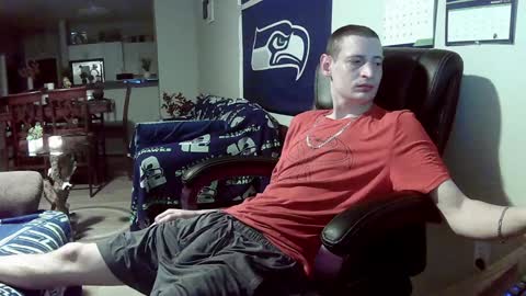Snapshot of swelteringk chatting on December 30, 2:20 am Kile online show from December 30, 2:20 am