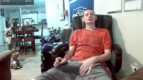 Snapshot of swelteringk chatting on September 9, 3:06 am Kile online show from September 9, 3:06 am