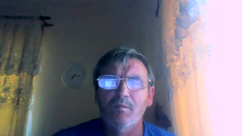 Snapshot of swergiu333 chatting on June 26, 4:17 am Raymond online show from June 26, 4:17 am