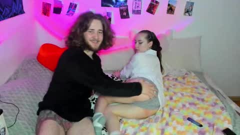 Snapshot of swiity_room_ chatting on January 18, 4:22 pm Slavik Vikulik online show from January 18, 4:22 pm