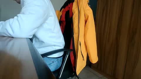 swimbtm online show from April 2, 8:23 am