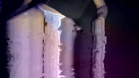 Snapshot of swimjock92262 chatting on February 15, 10:14 am swimjock92262 online show from February 15, 10:14 am