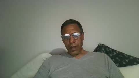 swimmerbod2495 online show from April 29, 7:56 am