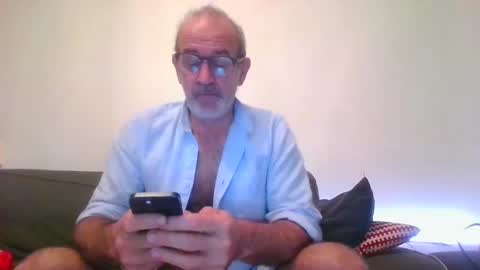 Snapshot of swimmi70 chatting on December 3, 4:06 pm swimmi70 online show from December 3, 4:06 pm