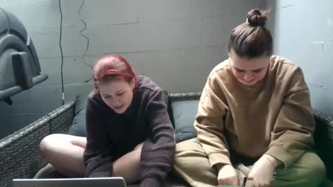 kinky gets hard online show from February 20, 11:54 pm