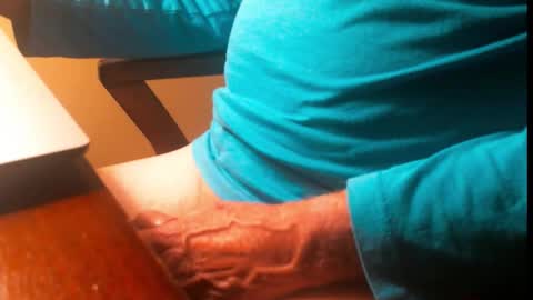 Snapshot of swizzle__stick chatting on January 17, 10:42 am will jeffers online show from January 17, 10:42 am