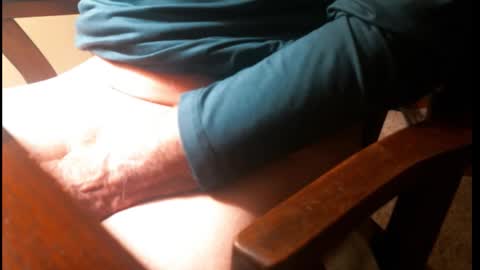 Snapshot of swizzle__stick chatting on February 2, 10:47 am will jeffers online show from February 2, 10:47 am