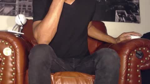 Snapshot of swolebbc chatting on October 16, 4:24 am The DickGod online show from October 16, 4:24 am