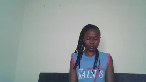 Snapshot of swtebony1 chatting on May 18, 10:37 pm ALICIA online show from May 18, 10:37 pm