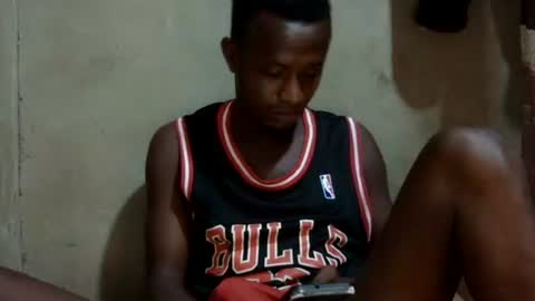 Snapshot of swthairy_dick chatting on April 28, 2:49 am swthairy_dick online show from April 28, 2:49 am