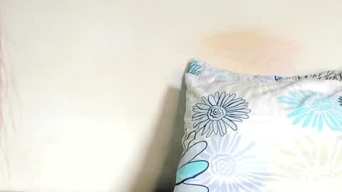 Lilly  online show from January 16, 8:03 pm