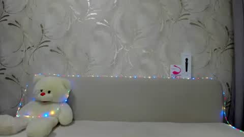 Ana online show from February 6, 12:22 am