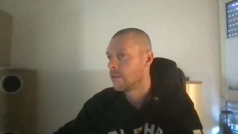 Snapshot of sx1904 chatting on February 18, 2:49 pm sx1904 online show from February 18, 2:49 pm