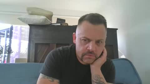 Snapshot of sxylegsturnmeon chatting on March 6, 10:15 pm sxylegsturnmeon online show from March 6, 10:15 pm