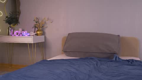 Snapshot of sydney__sweety chatting on September 27, 3:50 pm Amelia online show from September 27, 3:50 pm