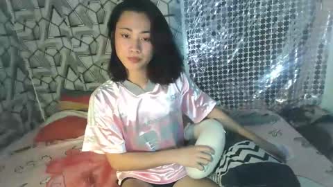 Snapshot of sydnyxox1 chatting on March 23, 5:11 am sydnyxox1 online show from March 23, 5:11 am