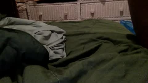 Snapshot of syiatonite chatting on February 1, 3:43 pm syiatonite online show from February 1, 3:43 pm