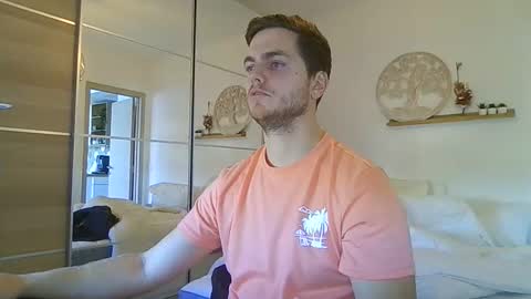 syl092 online show from November 8, 10:37 am