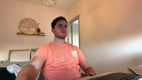 syl092 online show from April 1, 5:43 pm