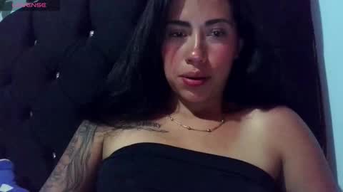 Snapshot of sylvana_19 chatting on September 27, 1:54 am online show from September 27, 1:54 am