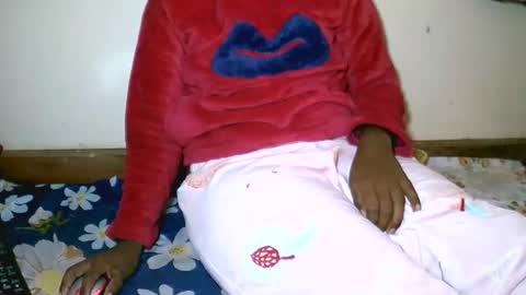 sylviasexy27 online show from December 2, 5:46 am