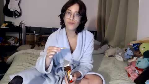 SYLVIA 3 online show from July 26, 2:31 am