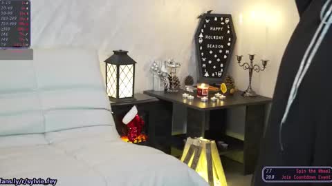 Sylvie online show from December 22, 2:41 am