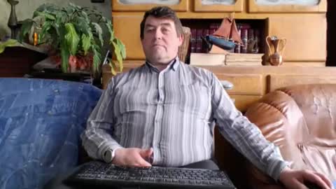 Snapshot of sympa_trique chatting on February 17, 11:50 am sympa_trique online show from February 17, 11:50 am