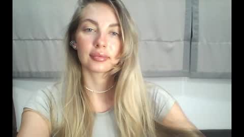 Snapshot of syrami chatting on March 16, 5:39 pm syrami online show from March 16, 5:39 pm