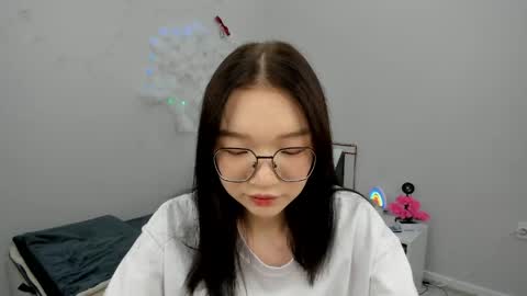 Yuki online show from June 8, 2:28 pm