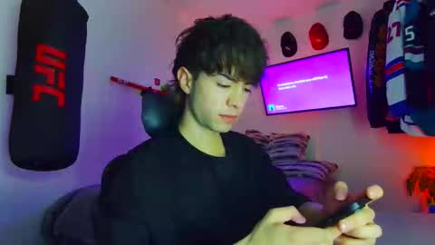 TONER online show from December 14, 2:39 am