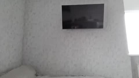 Den online show from April 2, 6:11 am