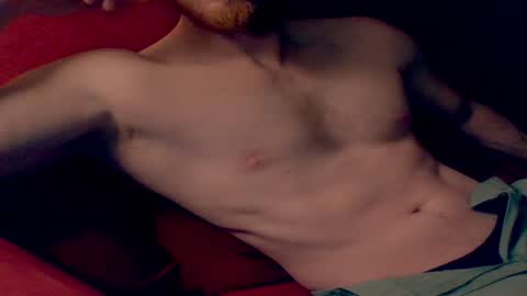 Snapshot of t3ns0r_ chatting on February 24, 10:37 am t3ns0r_ online show from February 24, 10:37 am