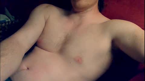 Snapshot of t3ns0r_ chatting on October 7, 2:20 am t3ns0r_ online show from October 7, 2:20 am