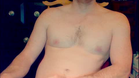 Snapshot of t3ns0r_ chatting on November 11, 3:39 am t3ns0r_ online show from November 11, 3:39 am