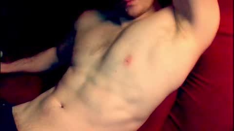 Snapshot of t3ns0r_ chatting on February 21, 4:57 am t3ns0r_ online show from February 21, 4:57 am