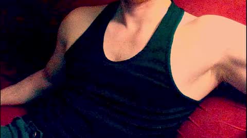 Snapshot of t3ns0r_ chatting on March 17, 7:12 am t3ns0r_ online show from March 17, 7:12 am