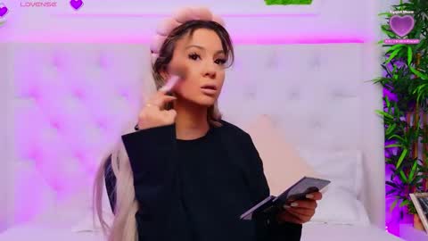 Arianna online show from January 10, 1:35 pm