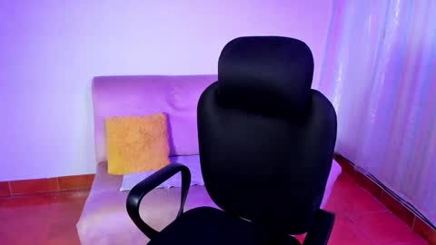 Snapshot of tabitapurple chatting on December 20, 5:51 pm TABITA online show from December 20, 5:51 pm