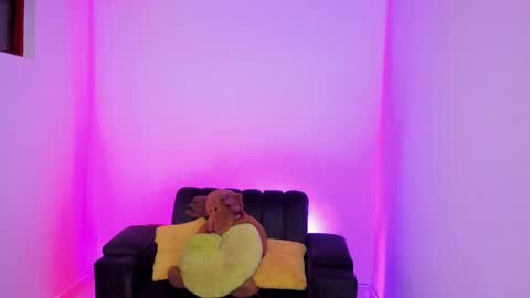 Snapshot of tabitapurple chatting on February 28, 12:09 pm TABITA online show from February 28, 12:09 pm